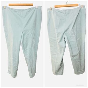 St. John Capri Light Blue Pants Tiffany Blue 10 Medium